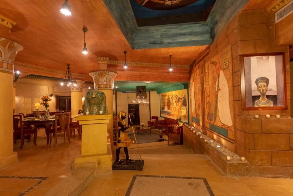 rooms-villa-queen-cleopatra