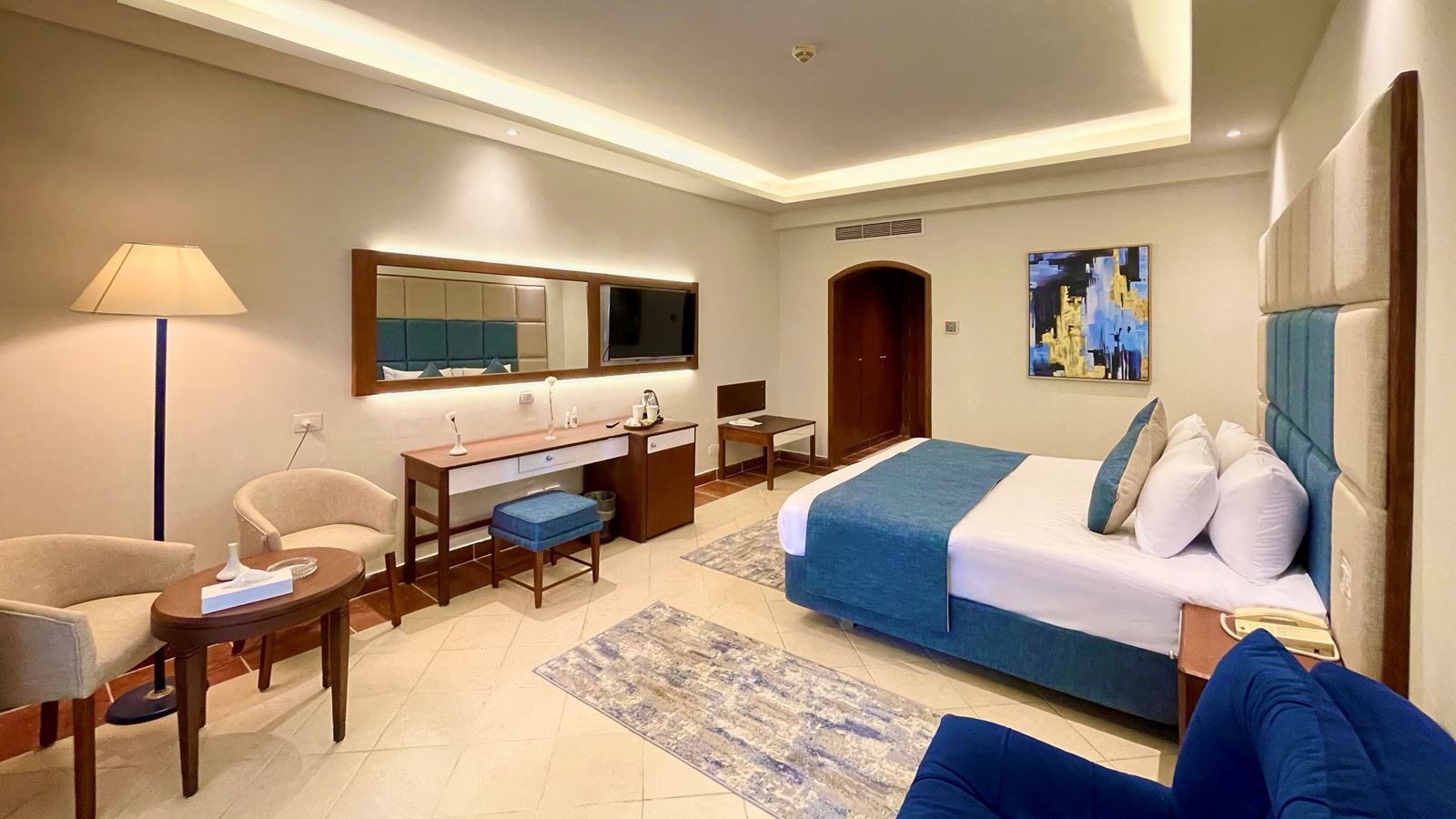 rooms-standard-pool-room