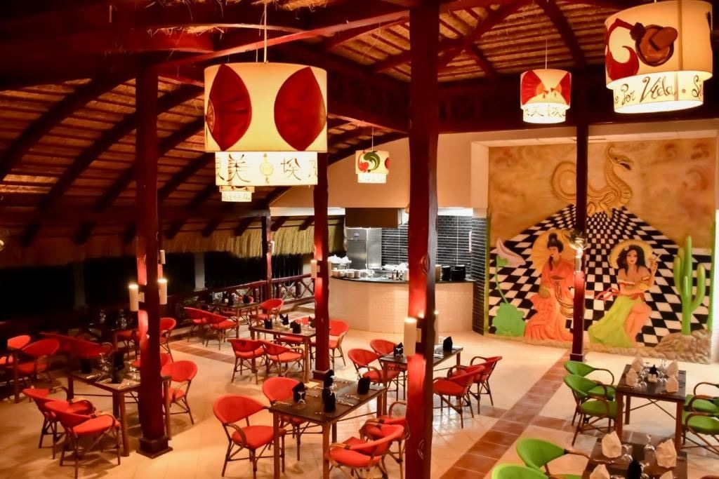 restaurants-restaurants