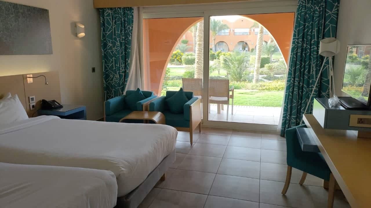 rooms-room-standard-gardenview