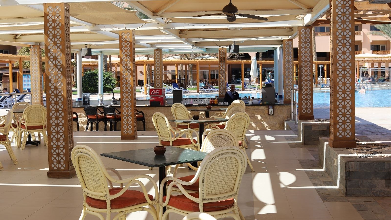 restaurants-la-terrace-snack-restaurant