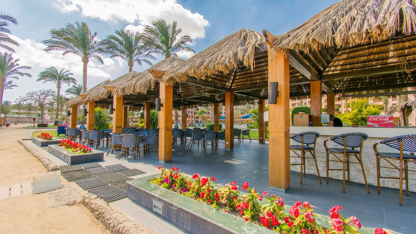 bars-al-khalig-beach-bar