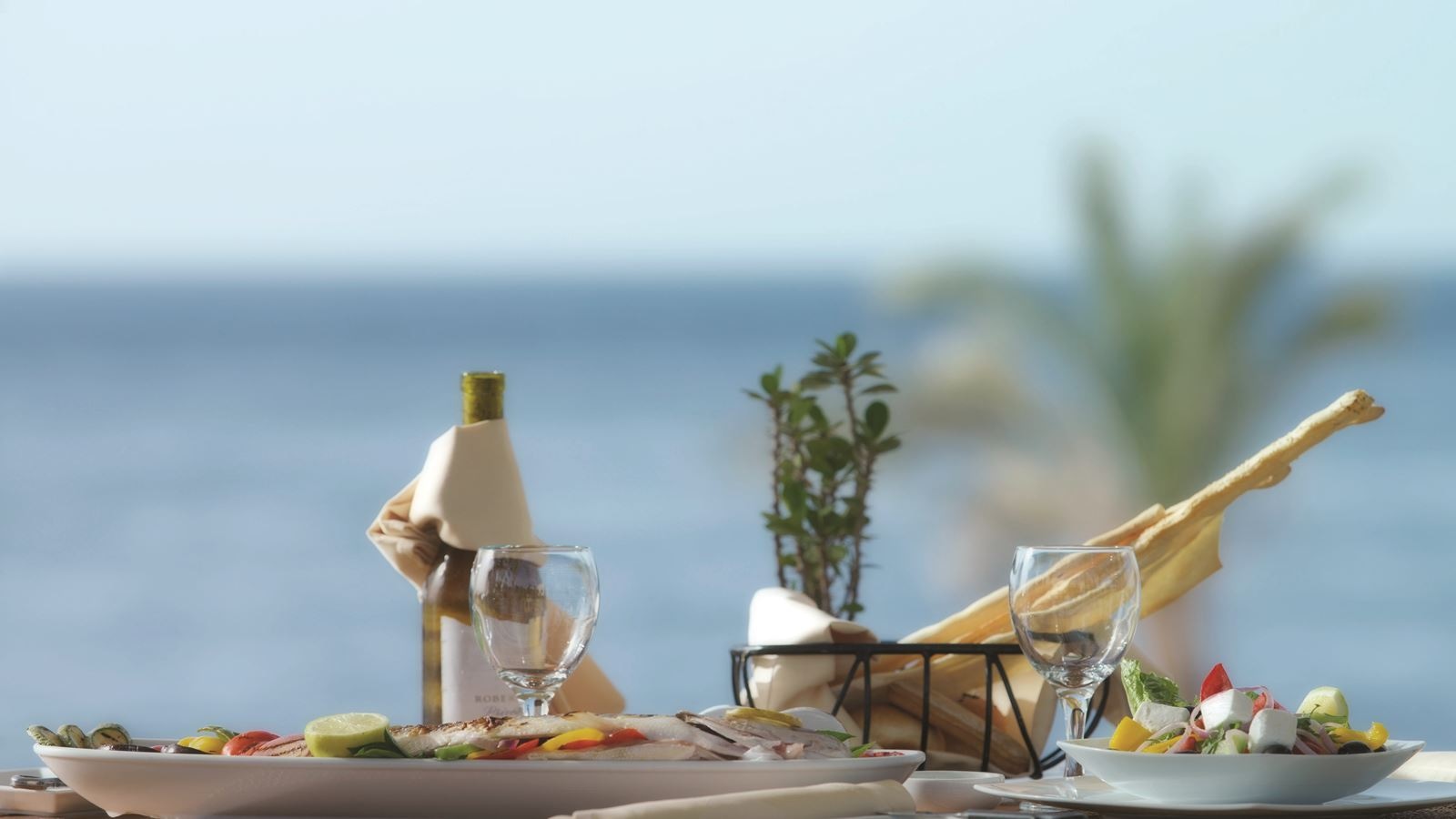 restaurants-the-waves