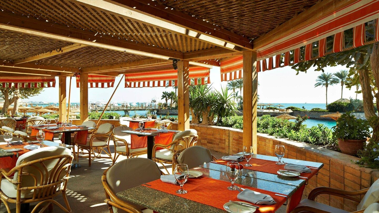 restaurants-suf-and-turf