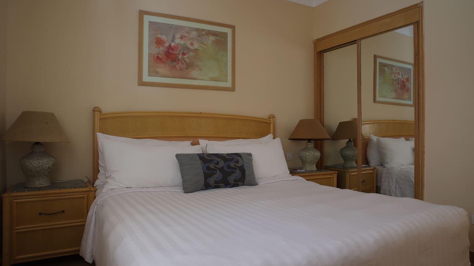 rooms-apartment-one-bedroom-second-line