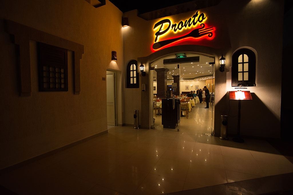 restaurants-pronto-main-restaurant
