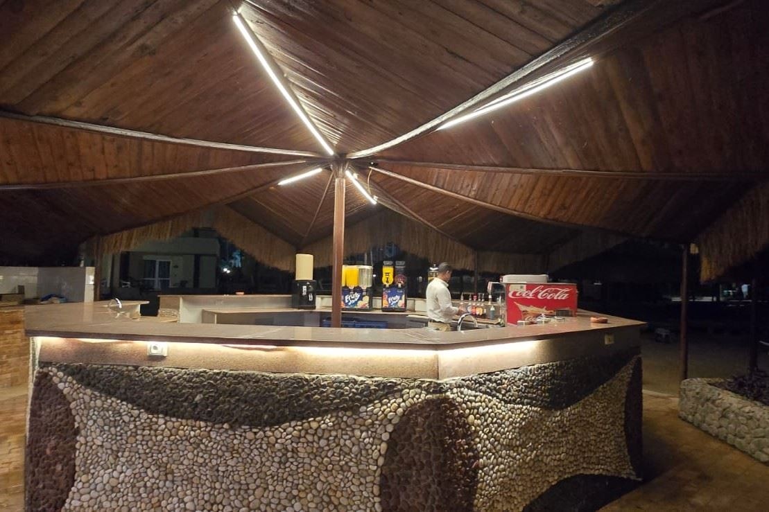 bars-beach-bar