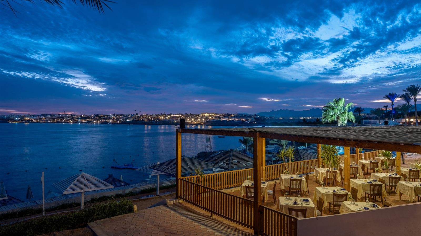 restaurants-oasis-restaurant