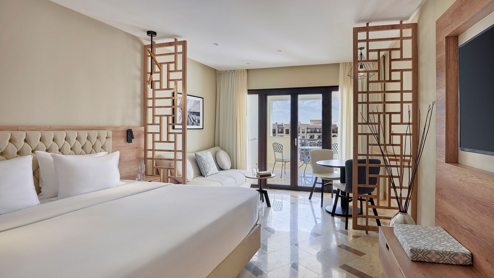 rooms-standard-suite