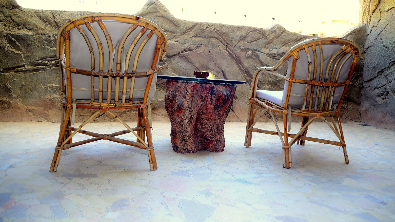 rooms-deluxe-sea-view-cave