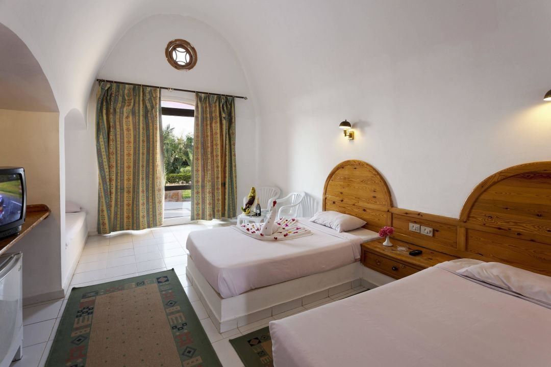 rooms-basic-bungalow-room