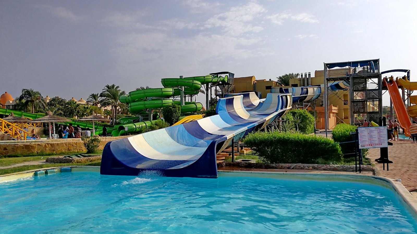 water-park-water-park