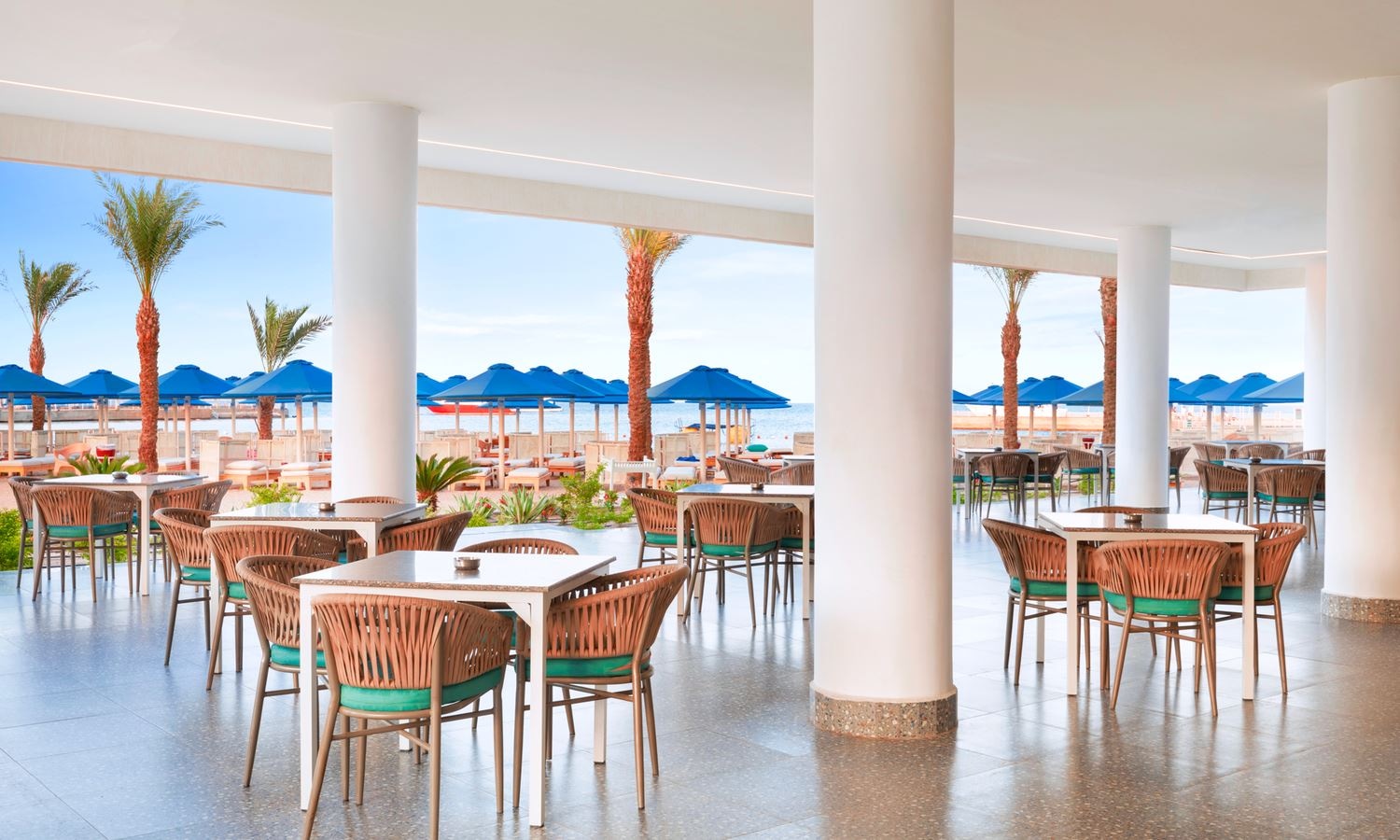 restaurants-beach-bar