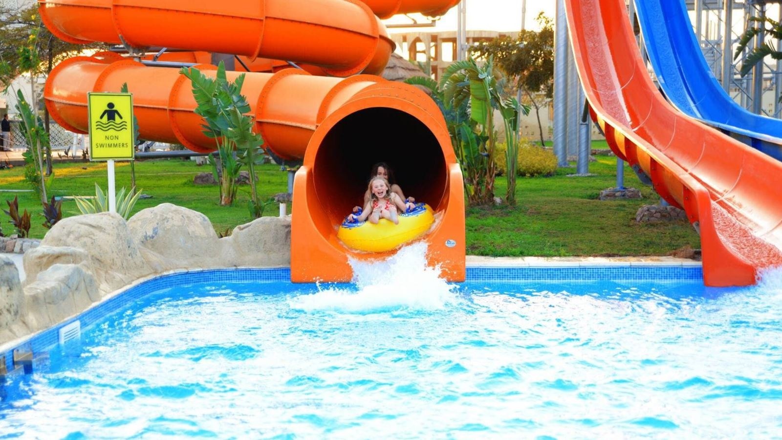 water-park-water-park