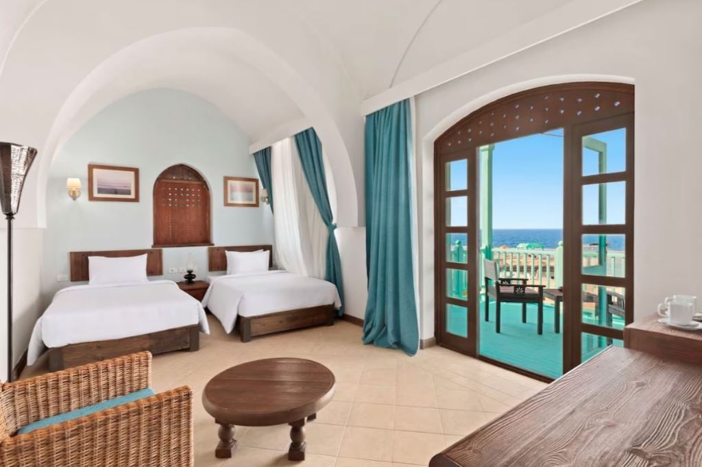 rooms-premium-room-seaview
