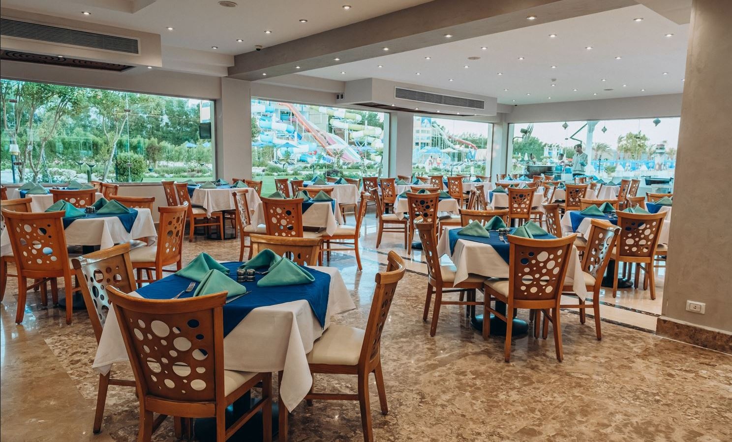 restaurants-main-restaurant