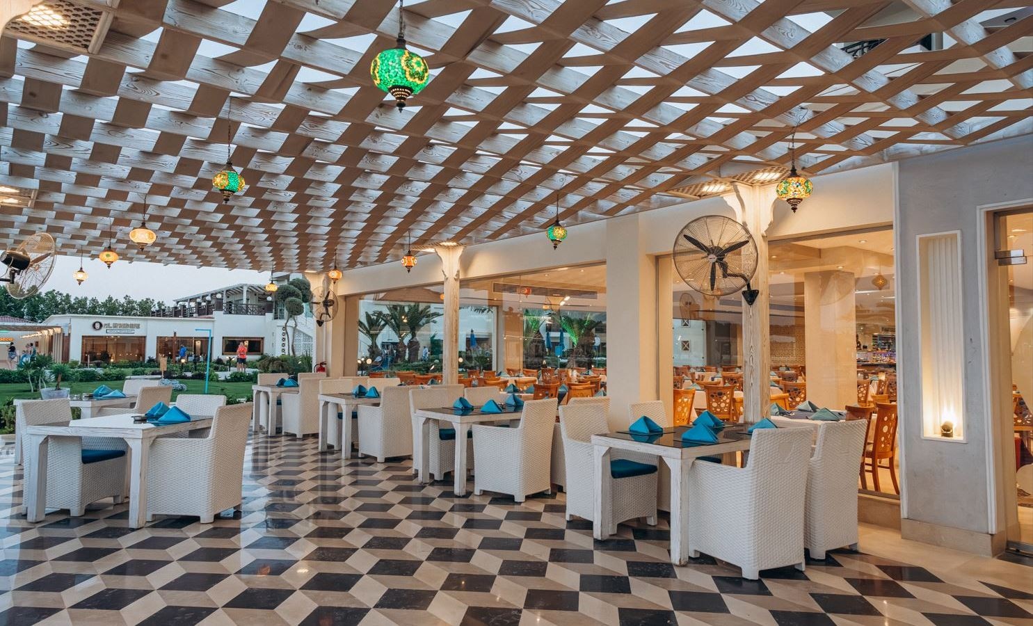 restaurants-main-restaurant