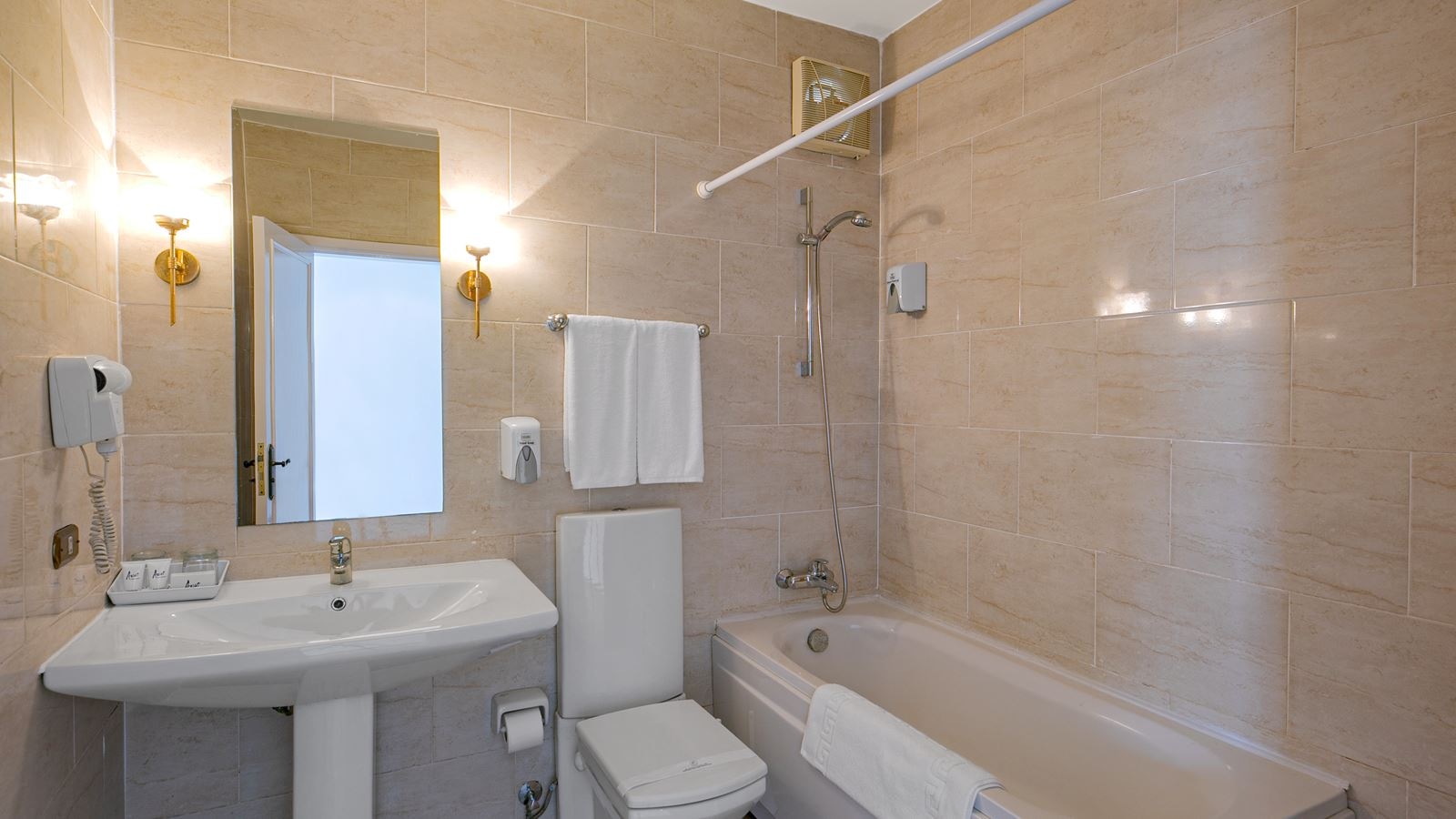 rooms-standard-room-sea-view