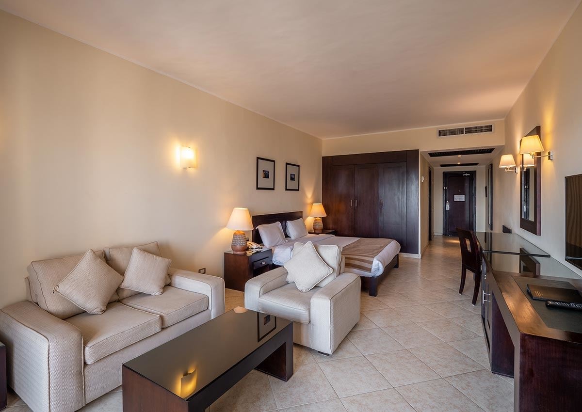 rooms-superior-west-bay-+16