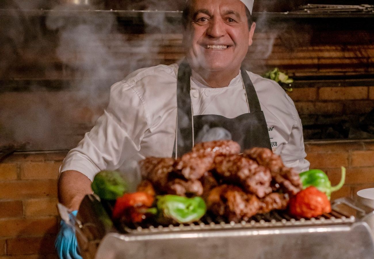 restaurants-beach-bar-and-restaurant