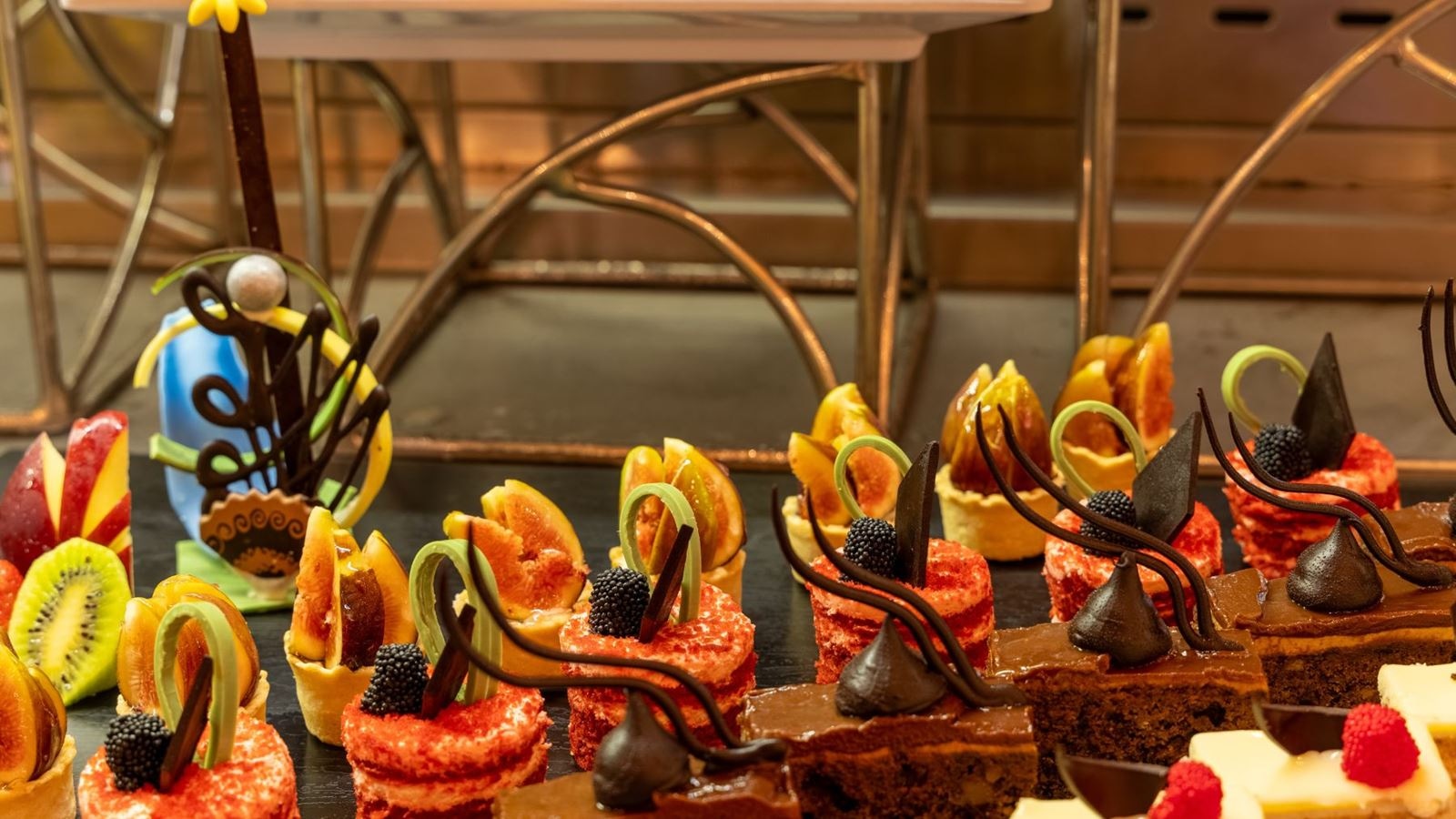 restaurants-beach-bar-and-restaurant