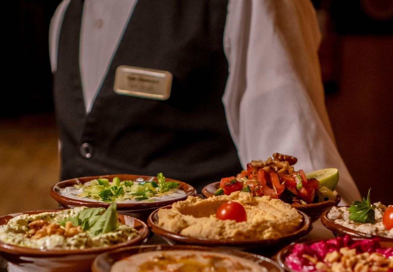 restaurants-beach-bar-and-restaurant