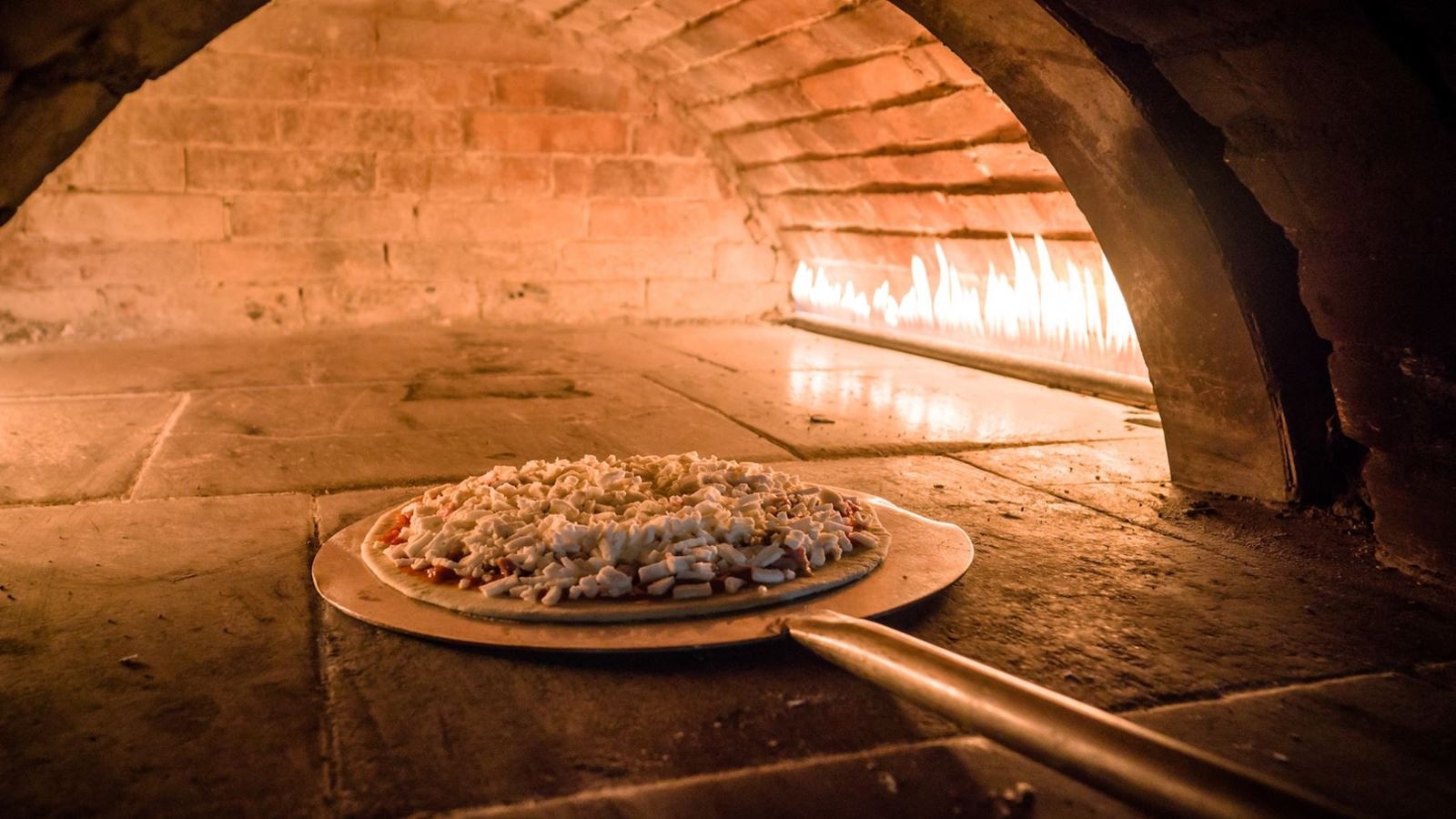 restaurants-la-pizerria