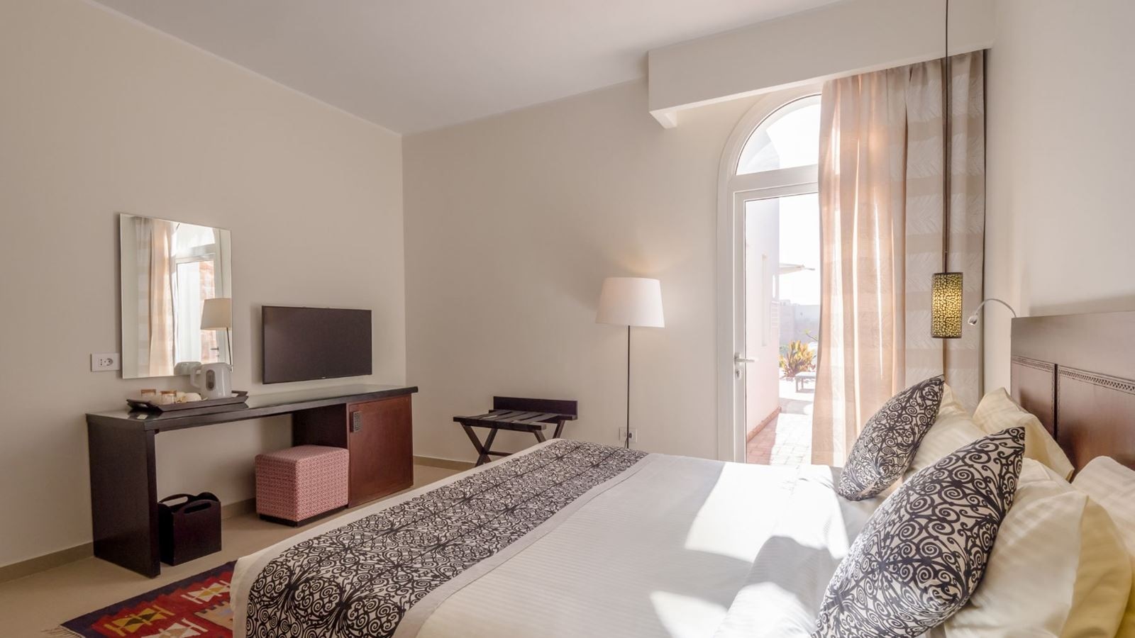 rooms-swimup-one-bedroom-villa