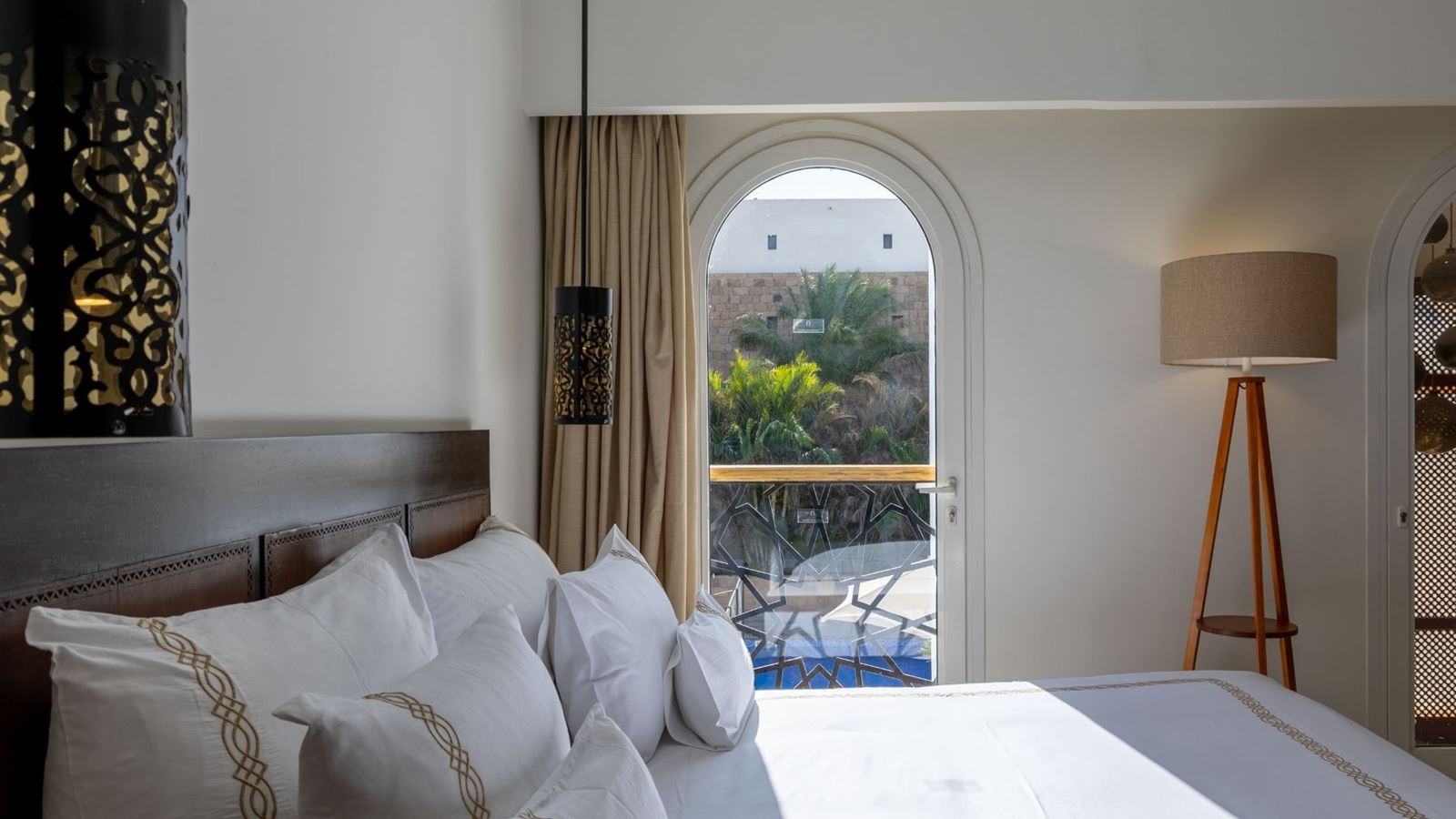 rooms-swim-up-villa-2-bedrooms