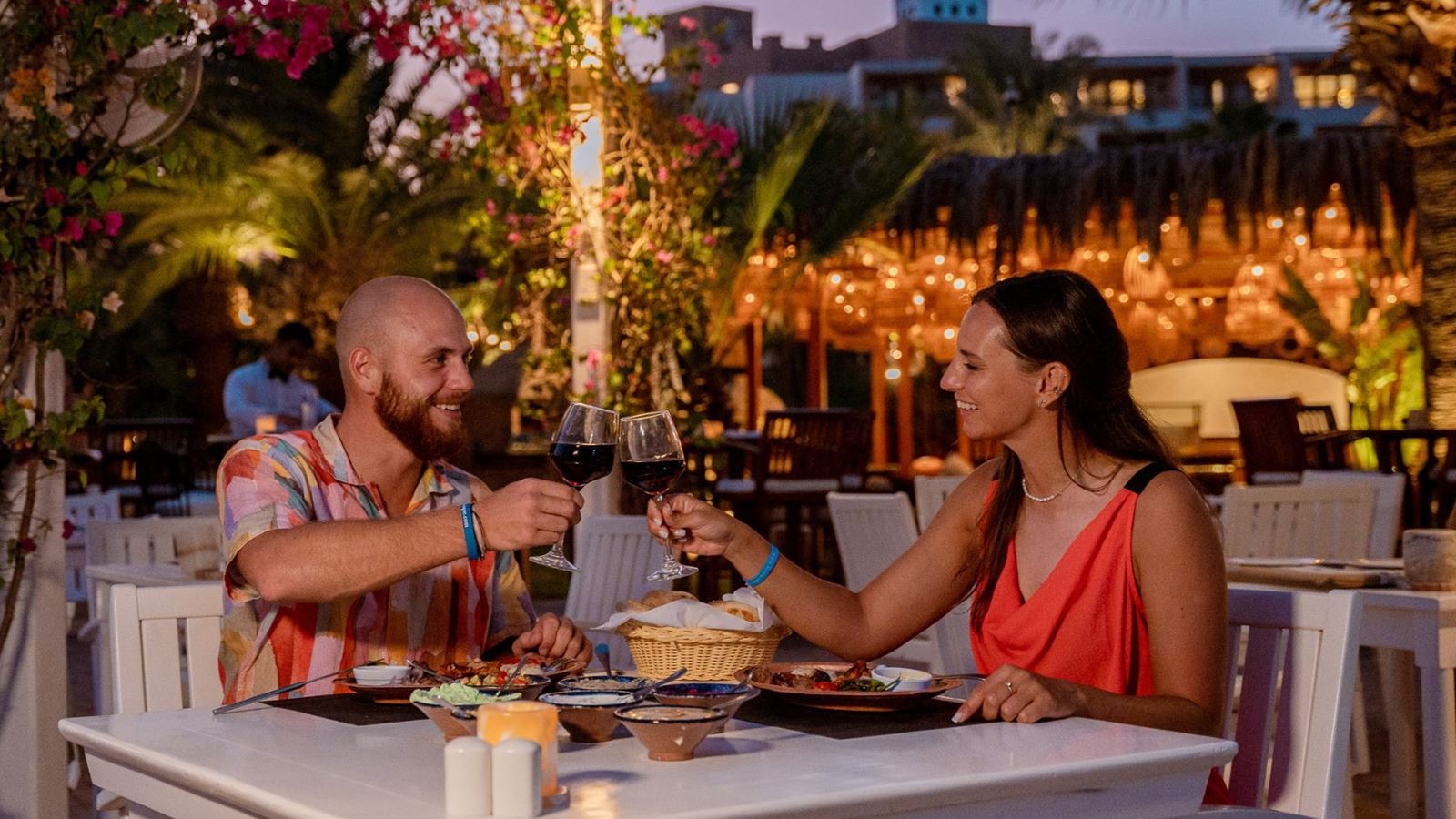 bars-beach-restaurant-and-bar