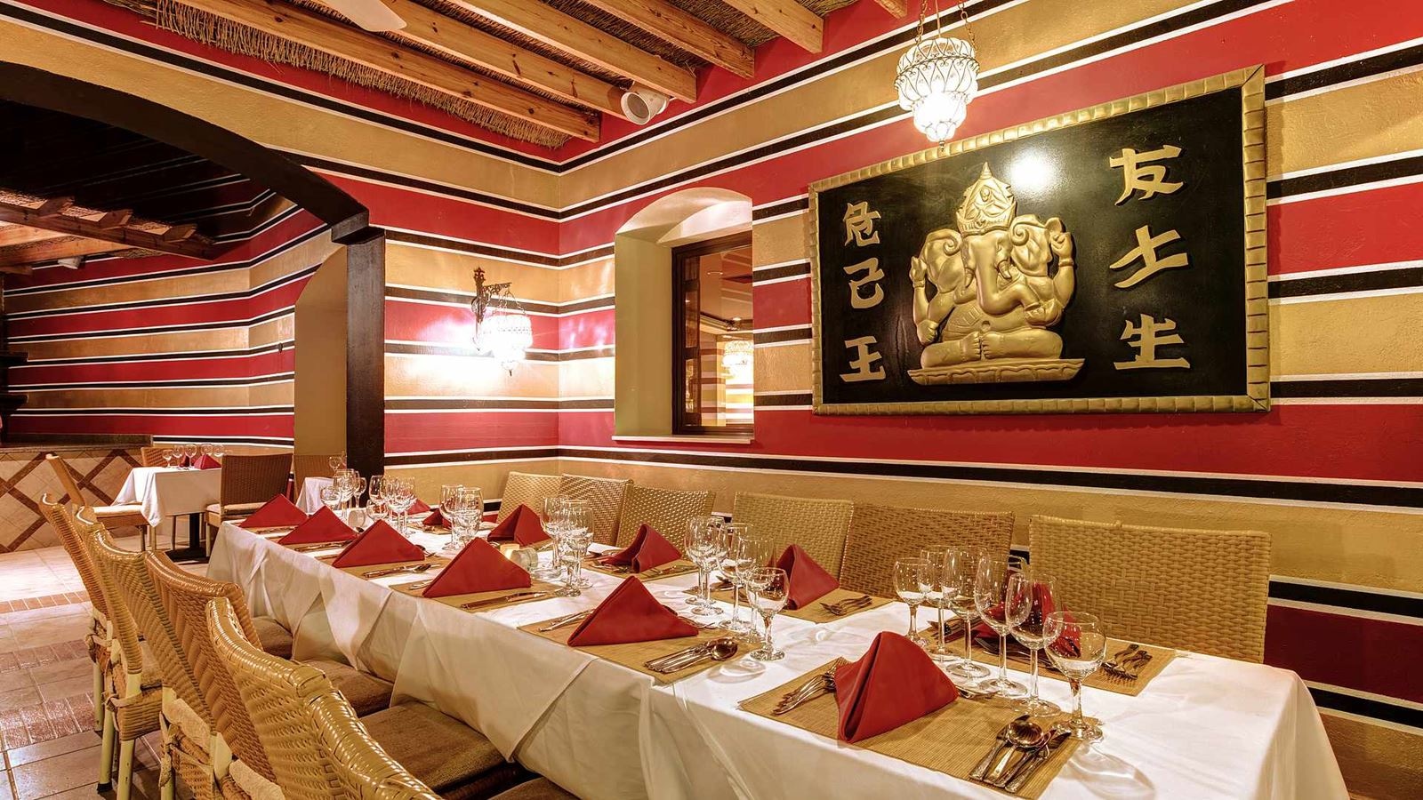 restaurants-restaurants