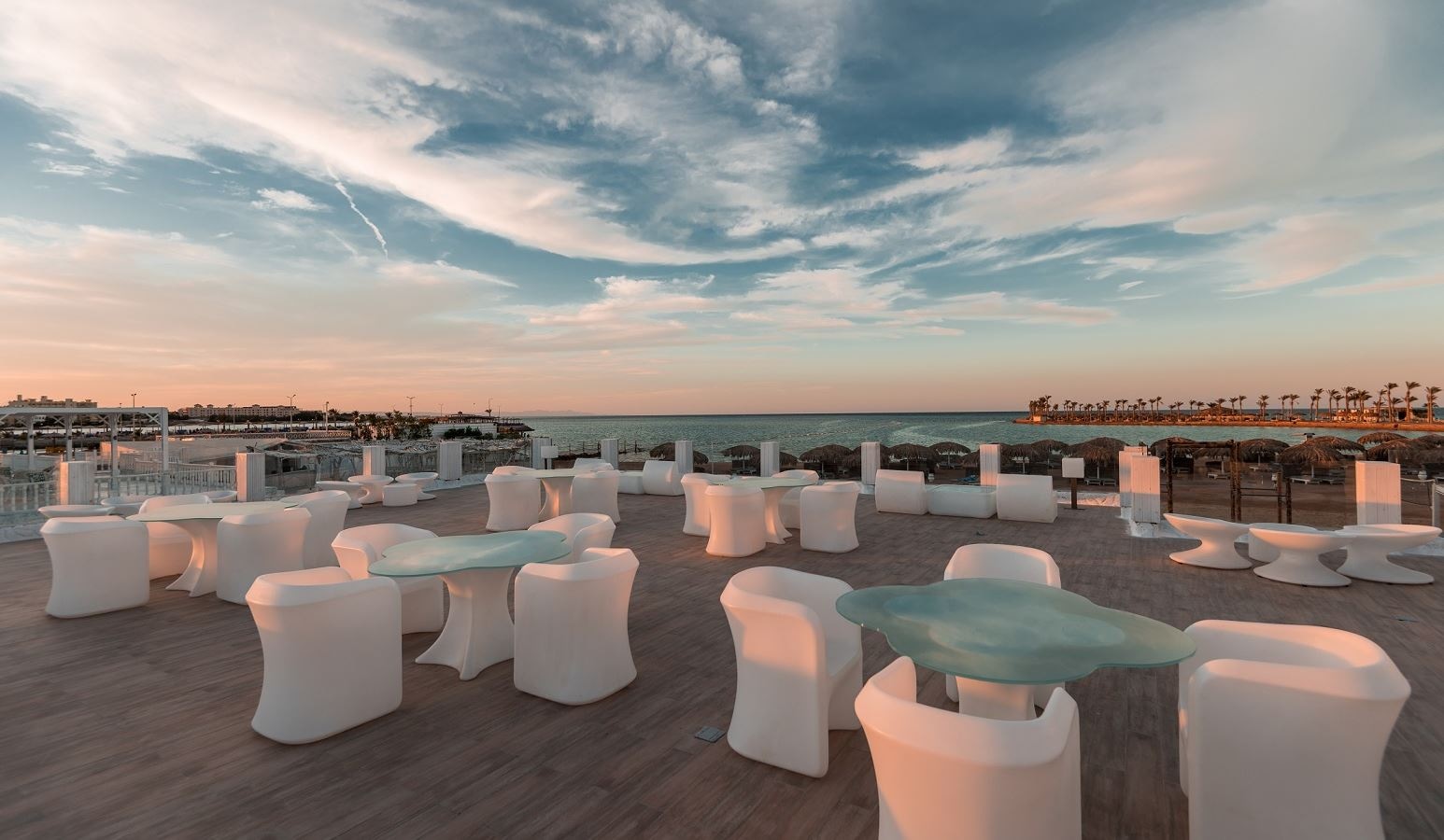 bars-latitude-bar--lounge