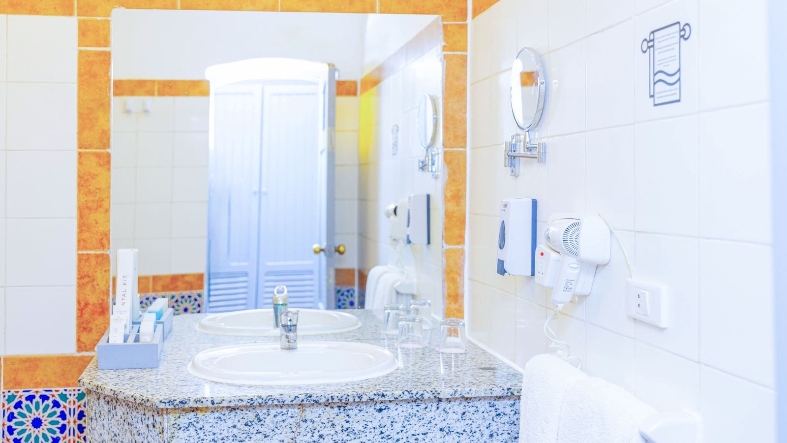 rooms-superior-room-sea-view