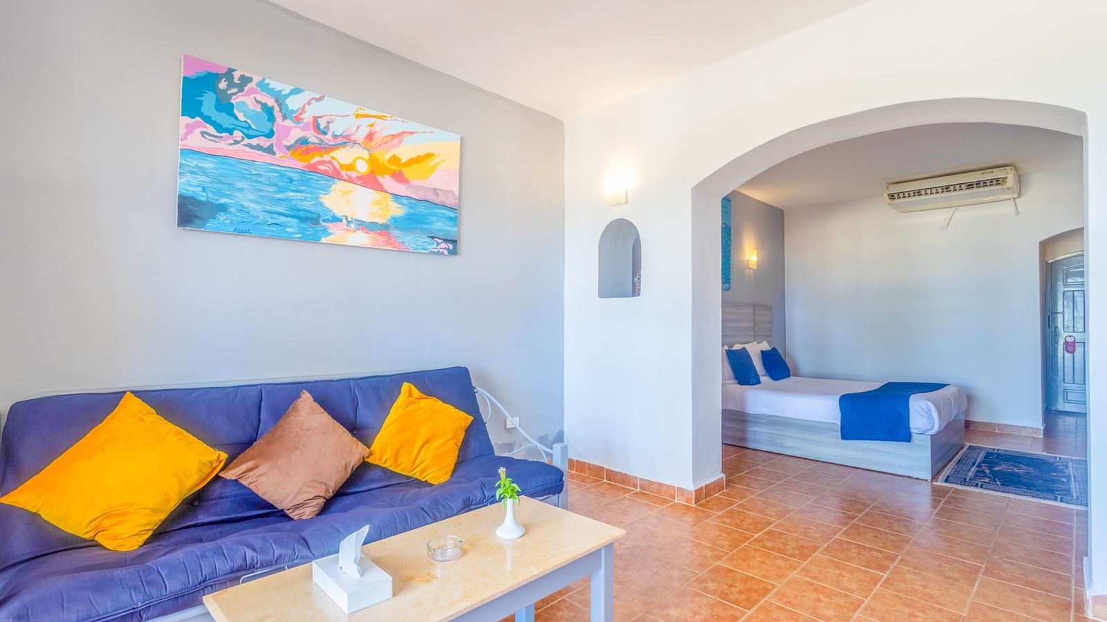 rooms-family-room-garden-view