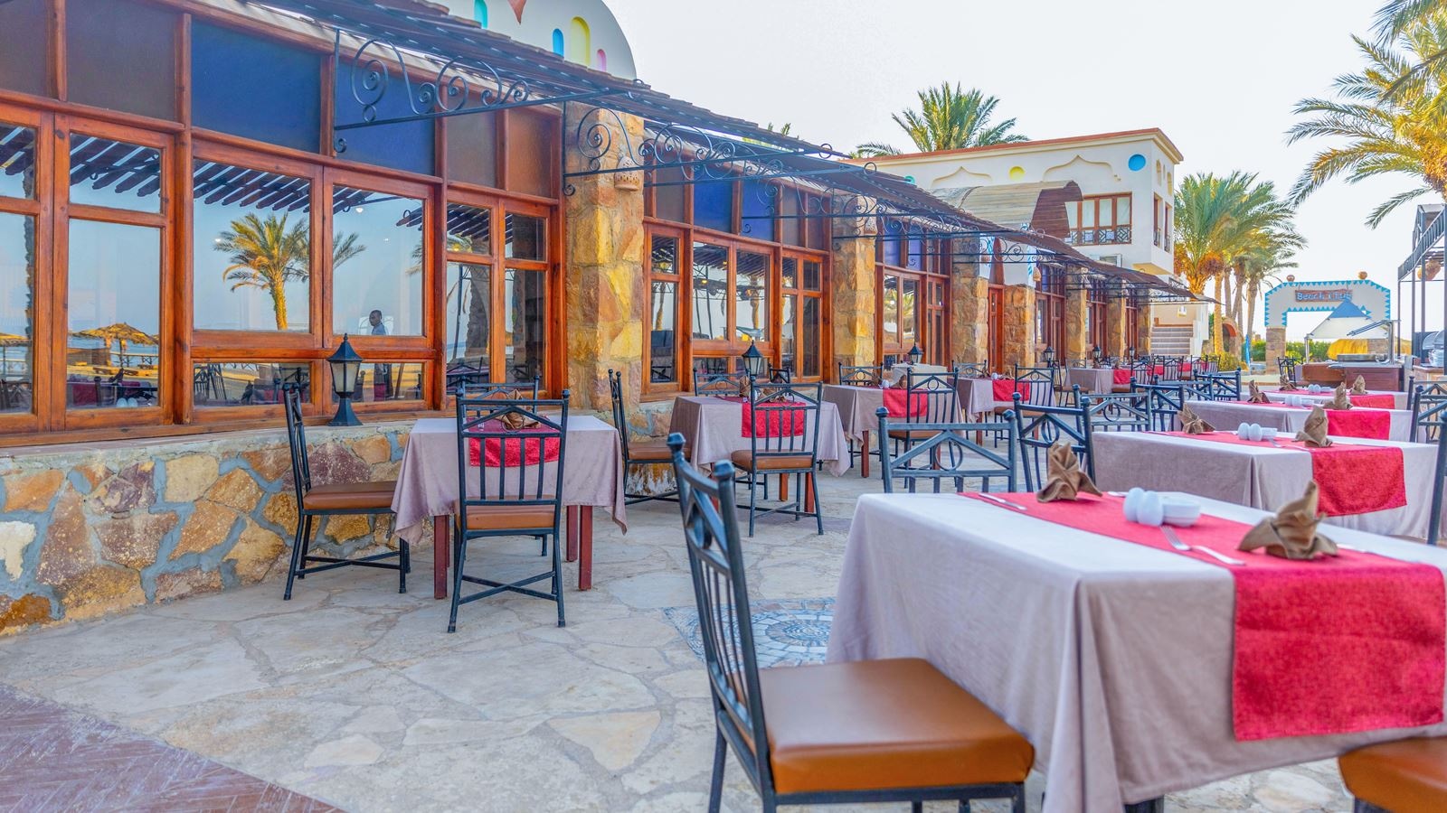 restaurants-main-restaurant