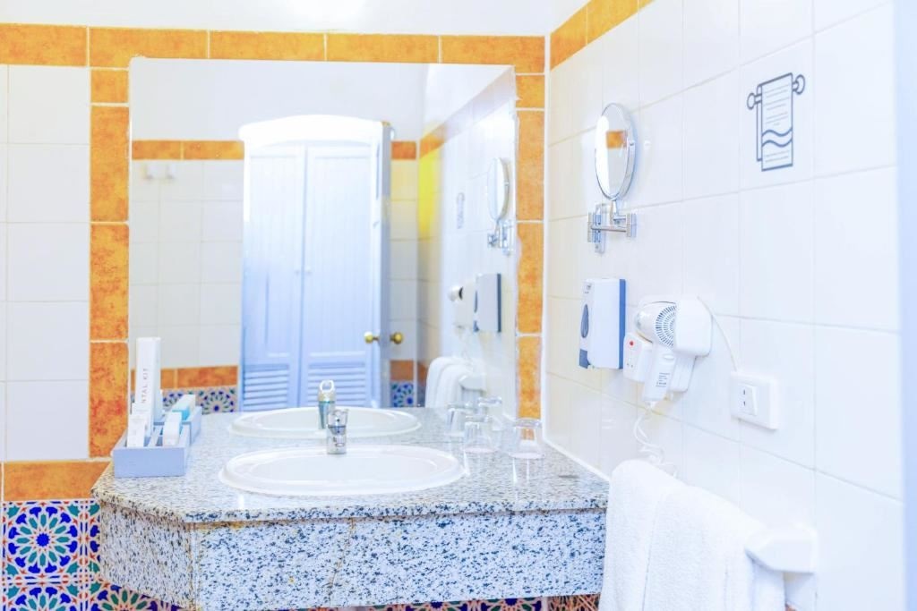 rooms-superior-room-sea-view