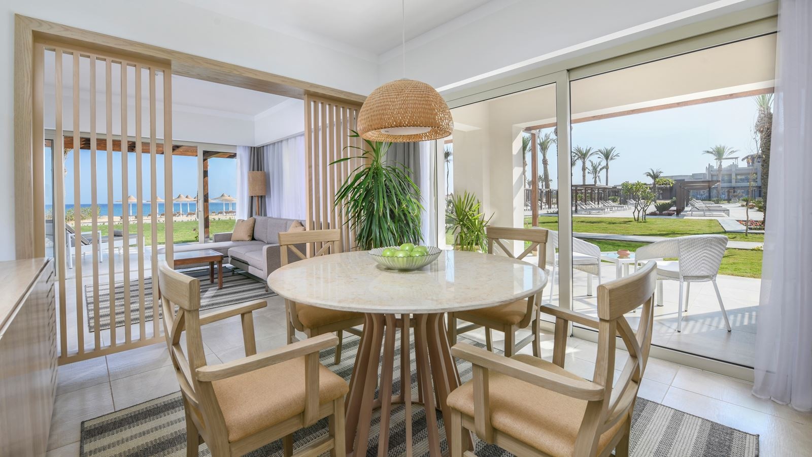 rooms-suite-front-sea-view