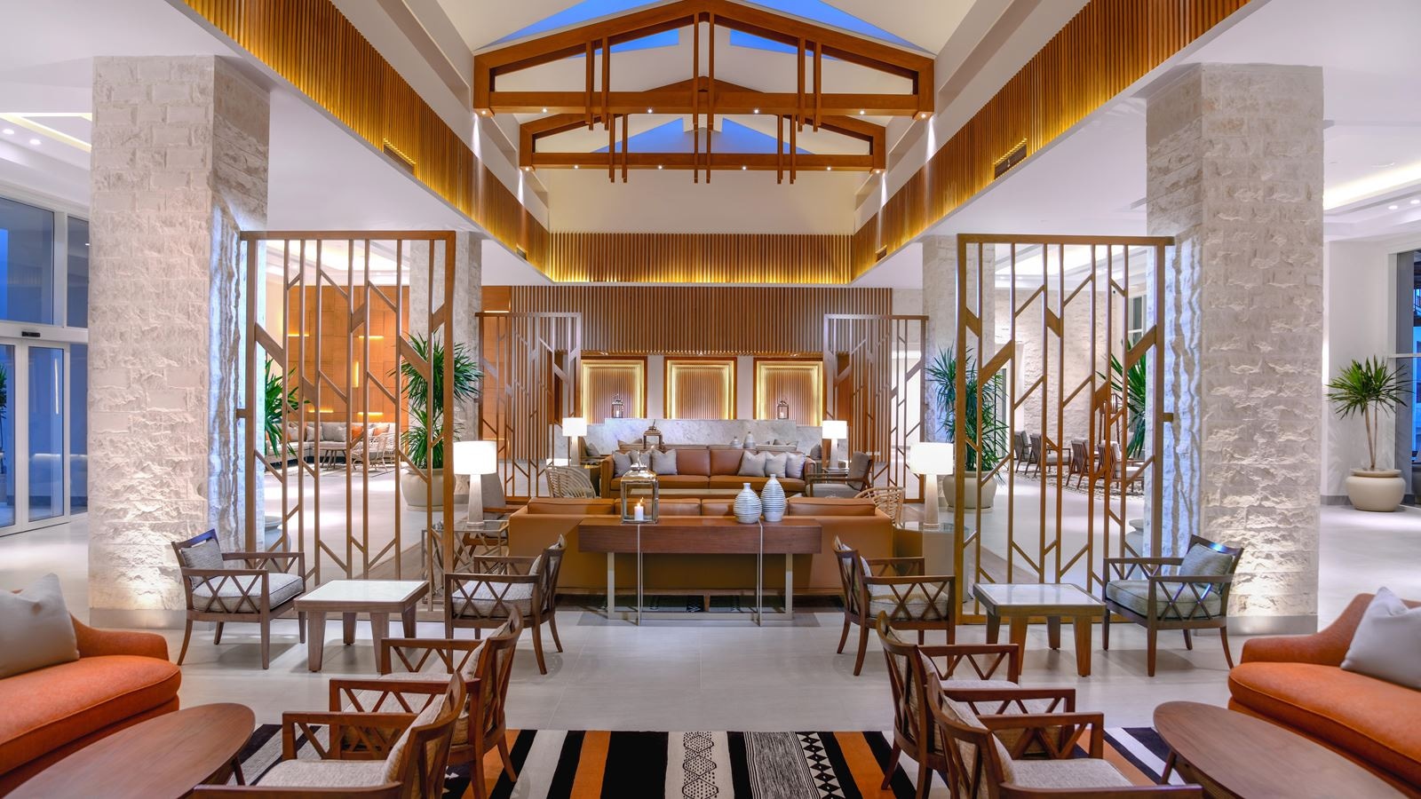 bars-lotus-lobby-bar