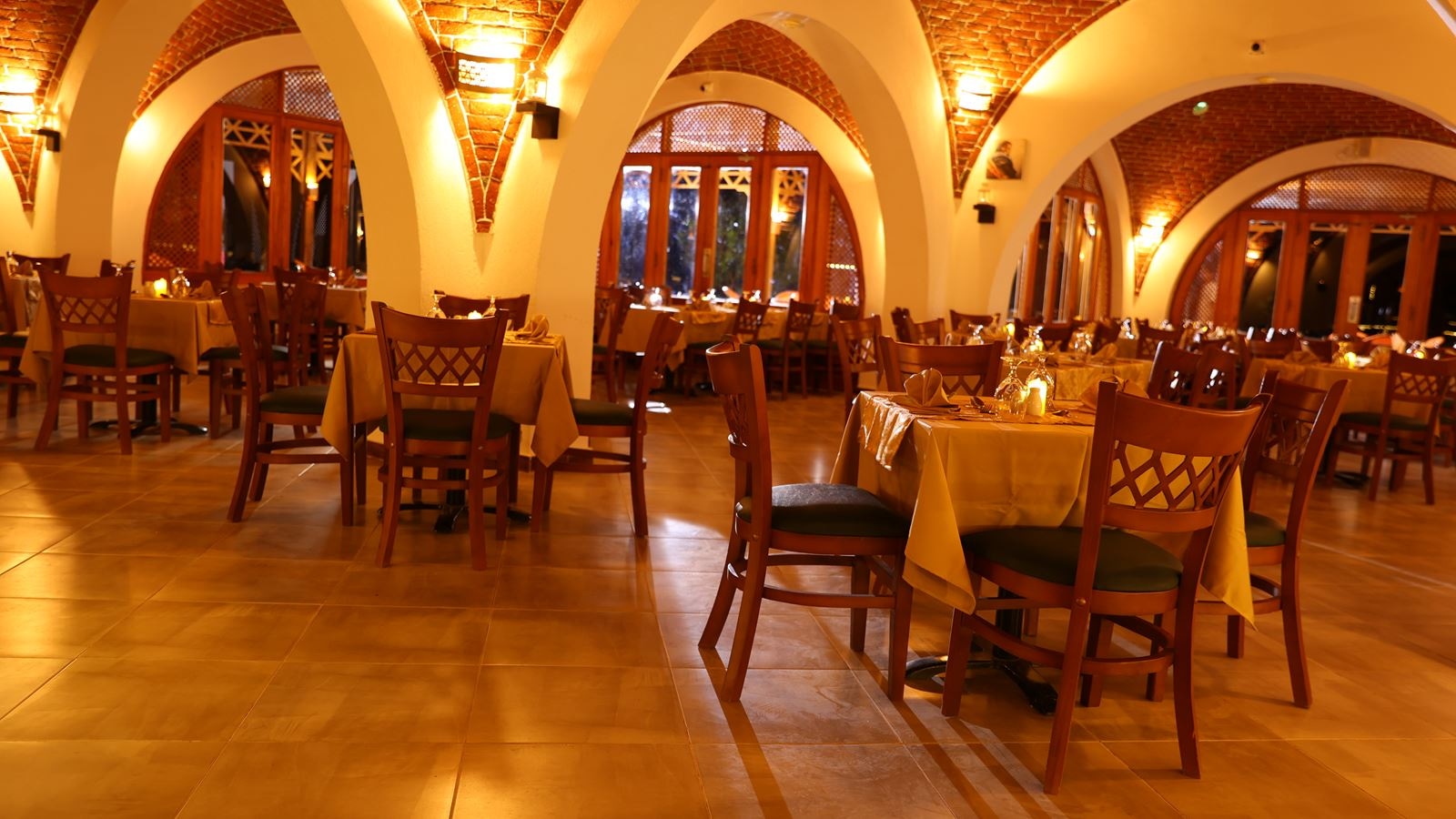 restaurants-main-restaurant