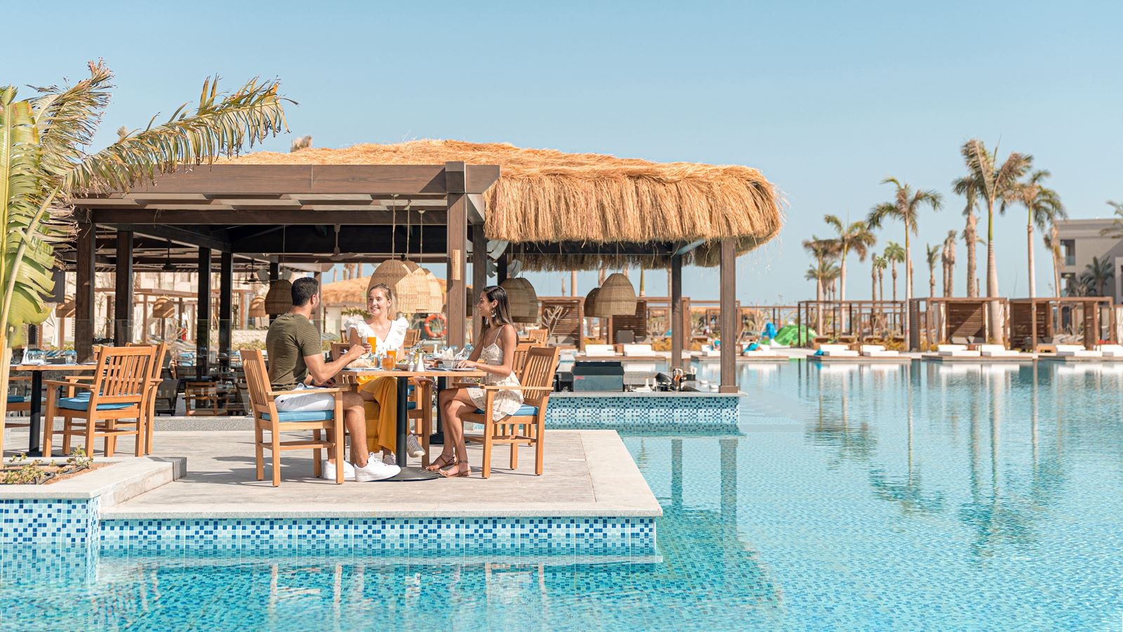 bars-cabana-pool-bar