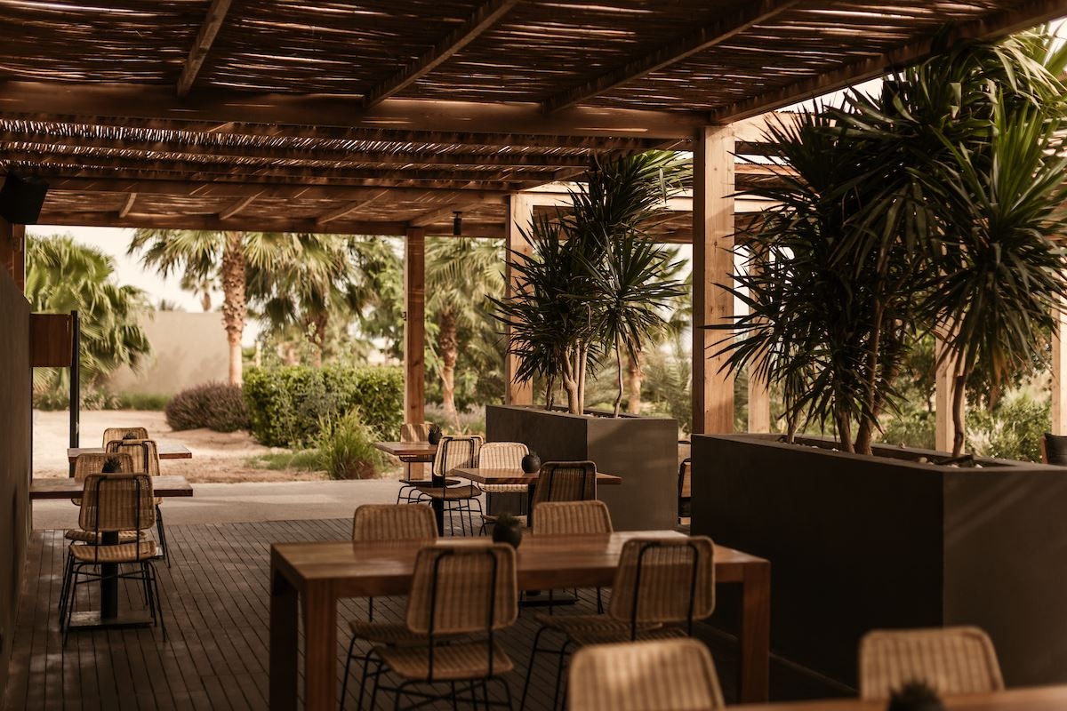 restaurants-the-beach-club