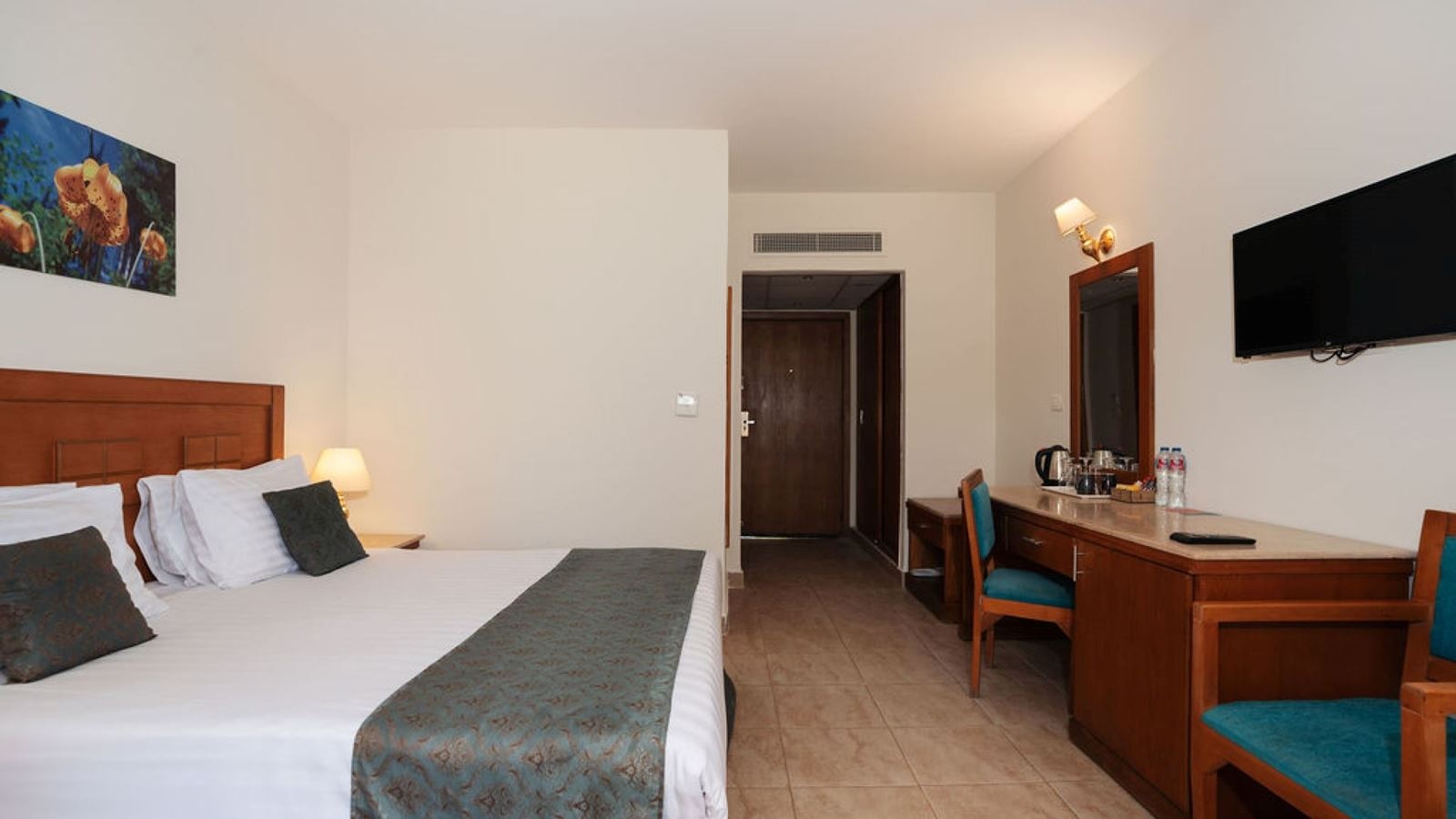 rooms-family-bungalow-room