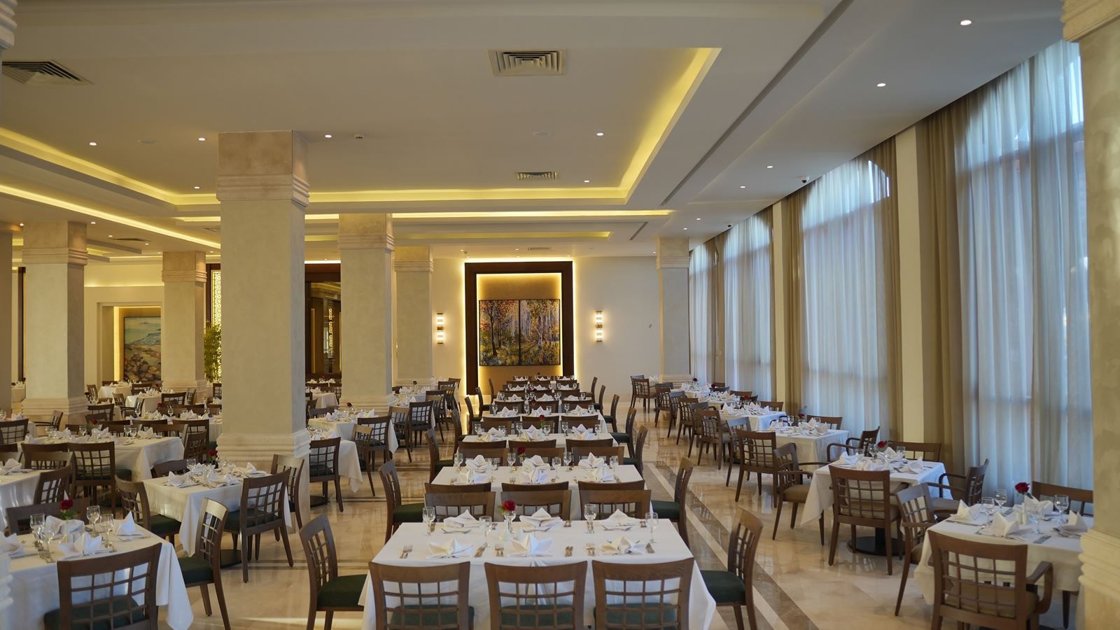 restaurants-main-restaurant