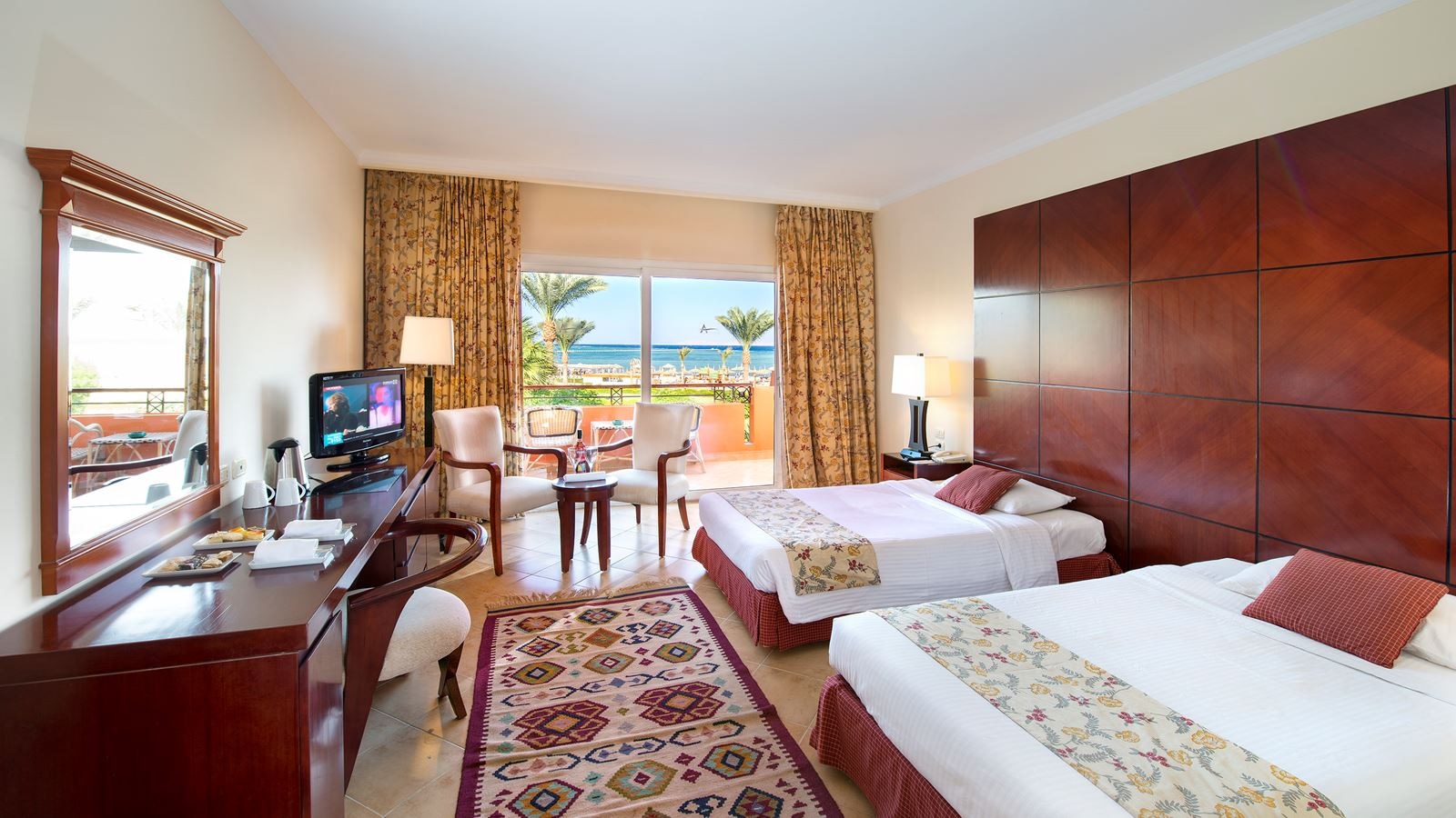 rooms-superior-room-main-building-sea-view