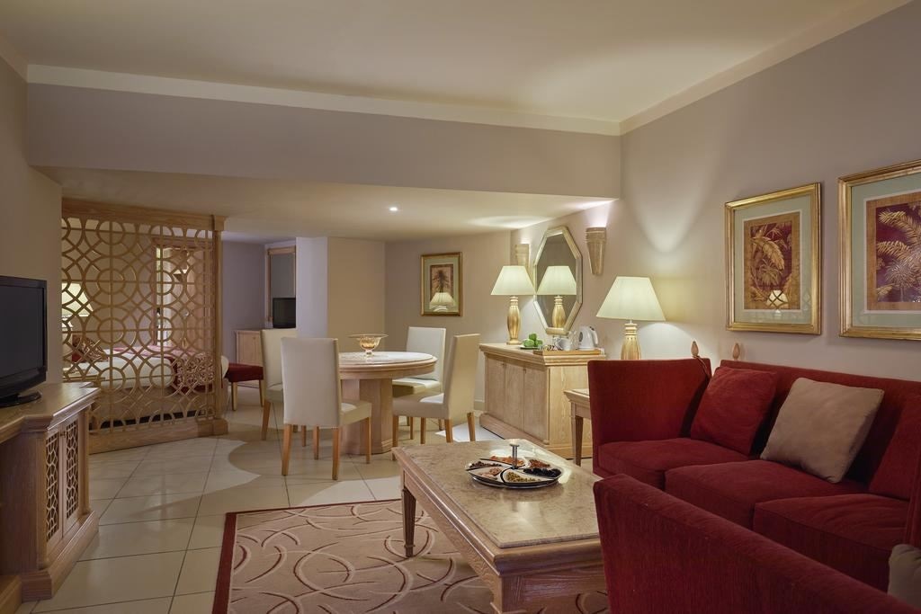 rooms-executive-suite-garden-view