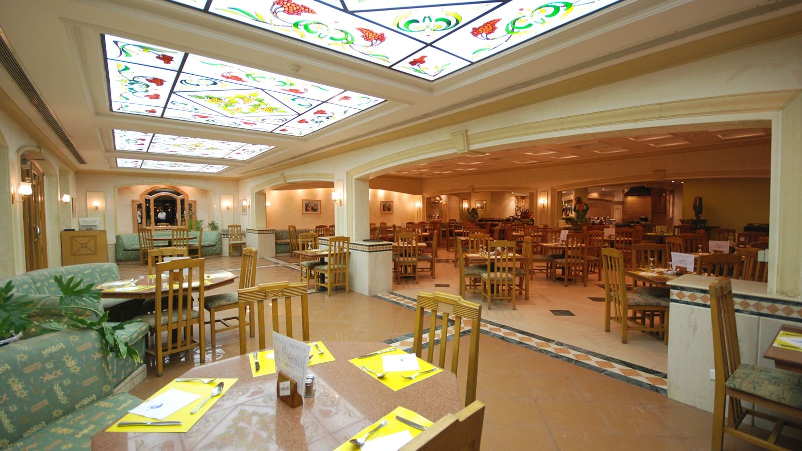 restaurants-gourmet-restaurant