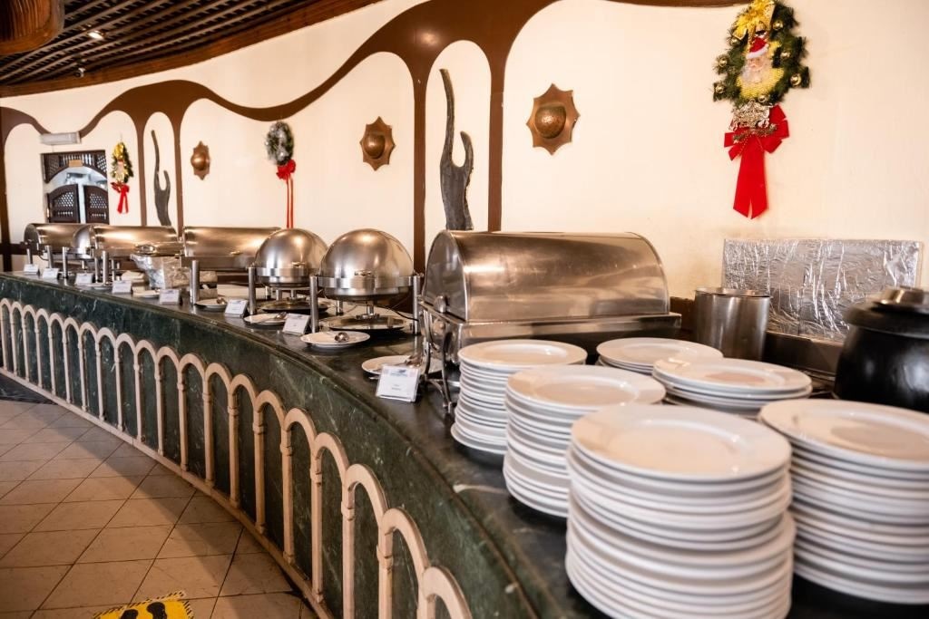 restaurants-restaurants