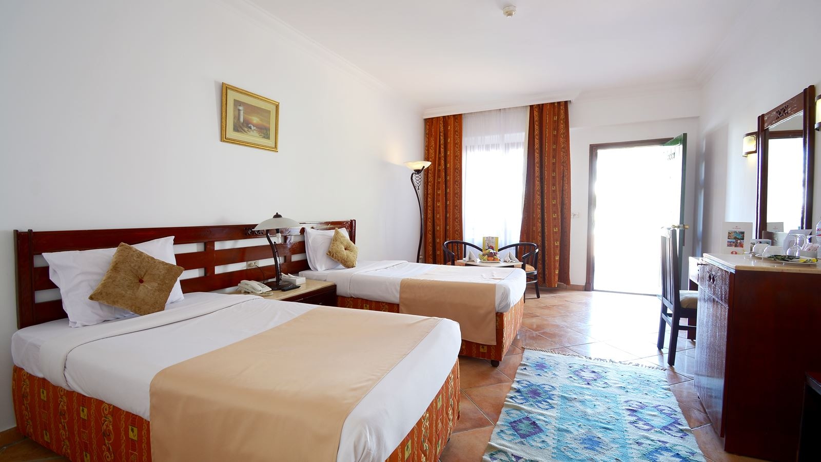 rooms-pool-view-room