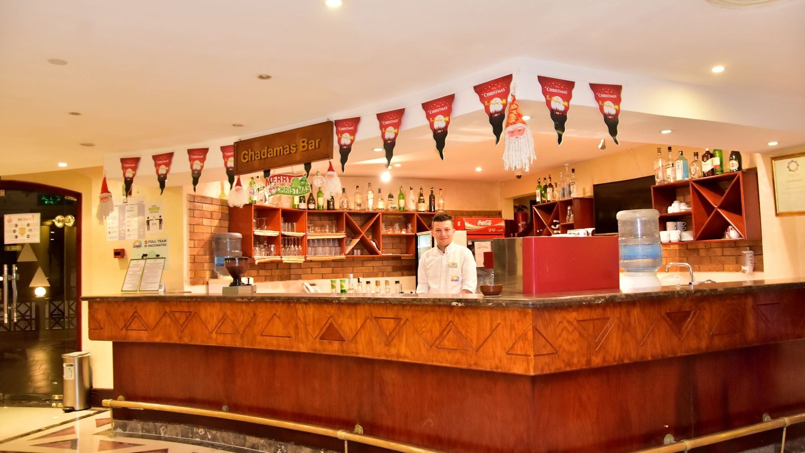 bars-ghadams-lobby-bar