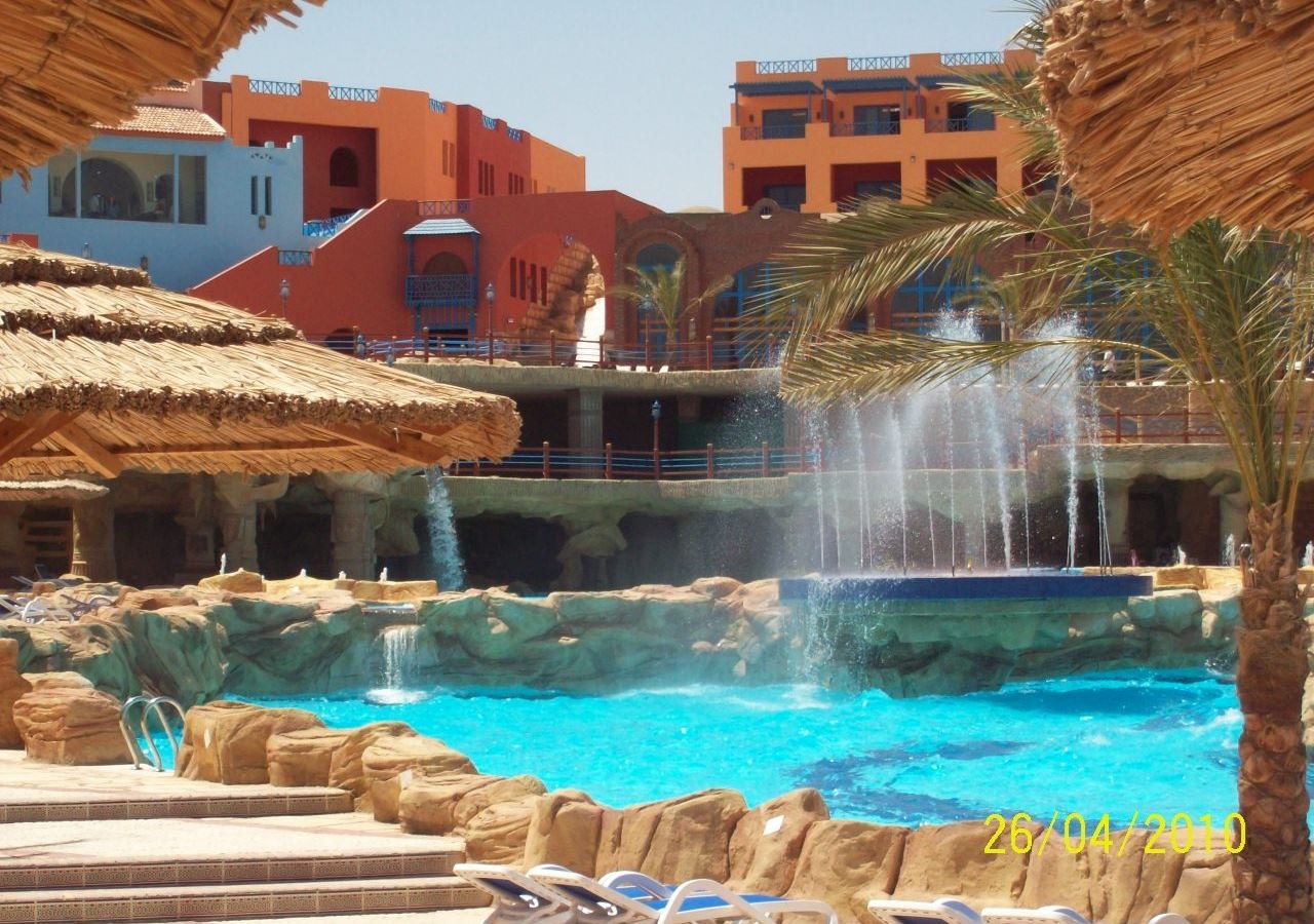 pools-outdoor--indoor-pool